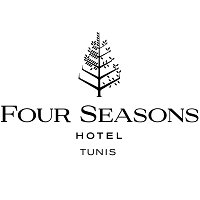 Four Seasons Hotel recrute Maitre-Nageur